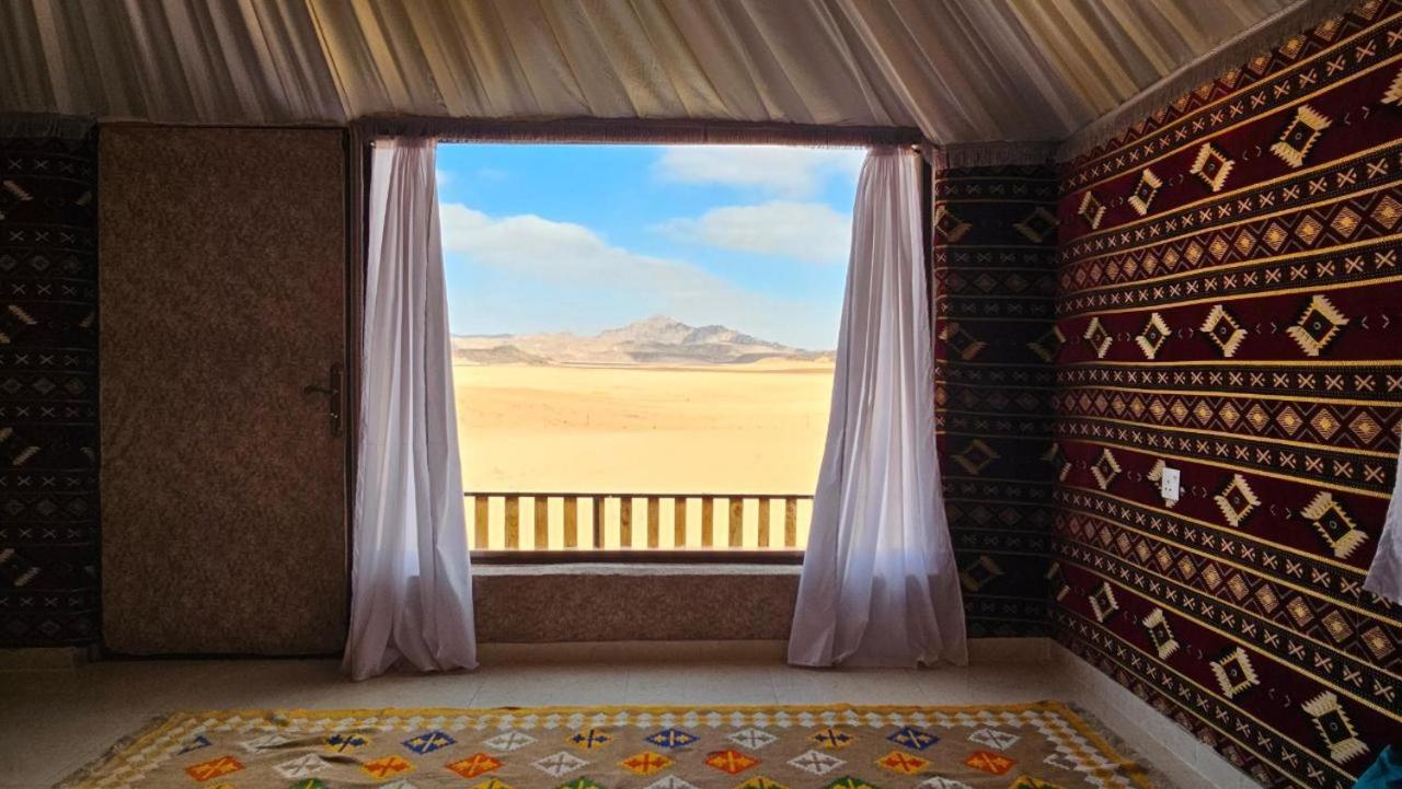 Bedouin Life Camp Hotel Wadi Rum Exterior photo